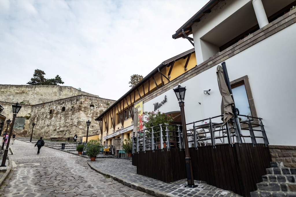Read more about the article Gundel-díjat kapott Macsinka János, a Macok Bisztró séfje